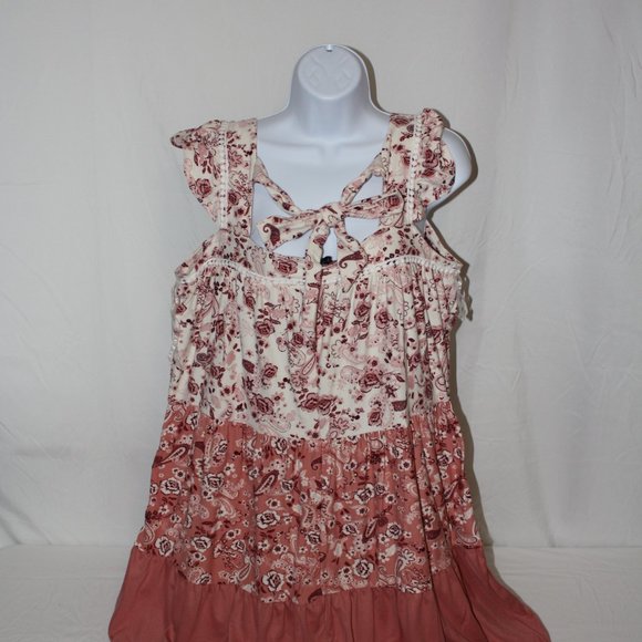 Absolutely FAMOUS Blouse - Picture 2 of 5